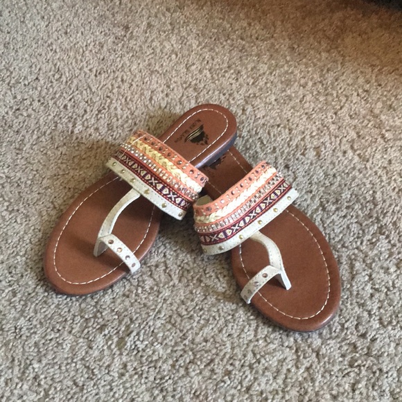 earth aloha sandals